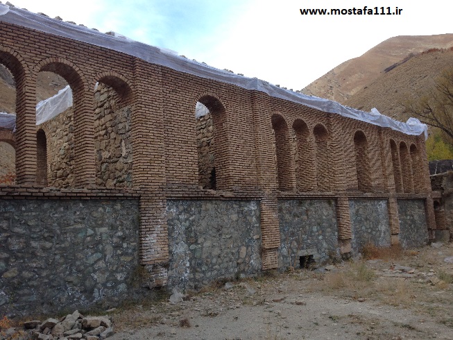 ساختمان های جانبی کاخ ناصرالدین شاهی شهرستانک